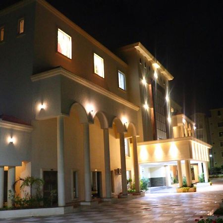 Rk - Inn Premium Suites Bengaluru Zewnętrze zdjęcie
